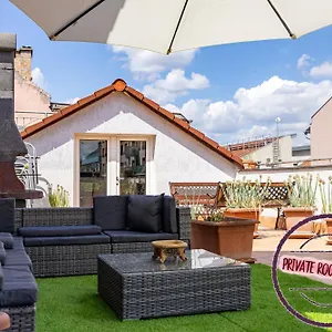 Center Penthouse - Huge Terrace And Free Parking - Tram/metro - Ac , Budapest Hungary
