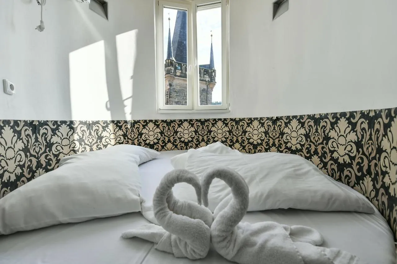 Amazing Charles Bridge Apartment Prague
