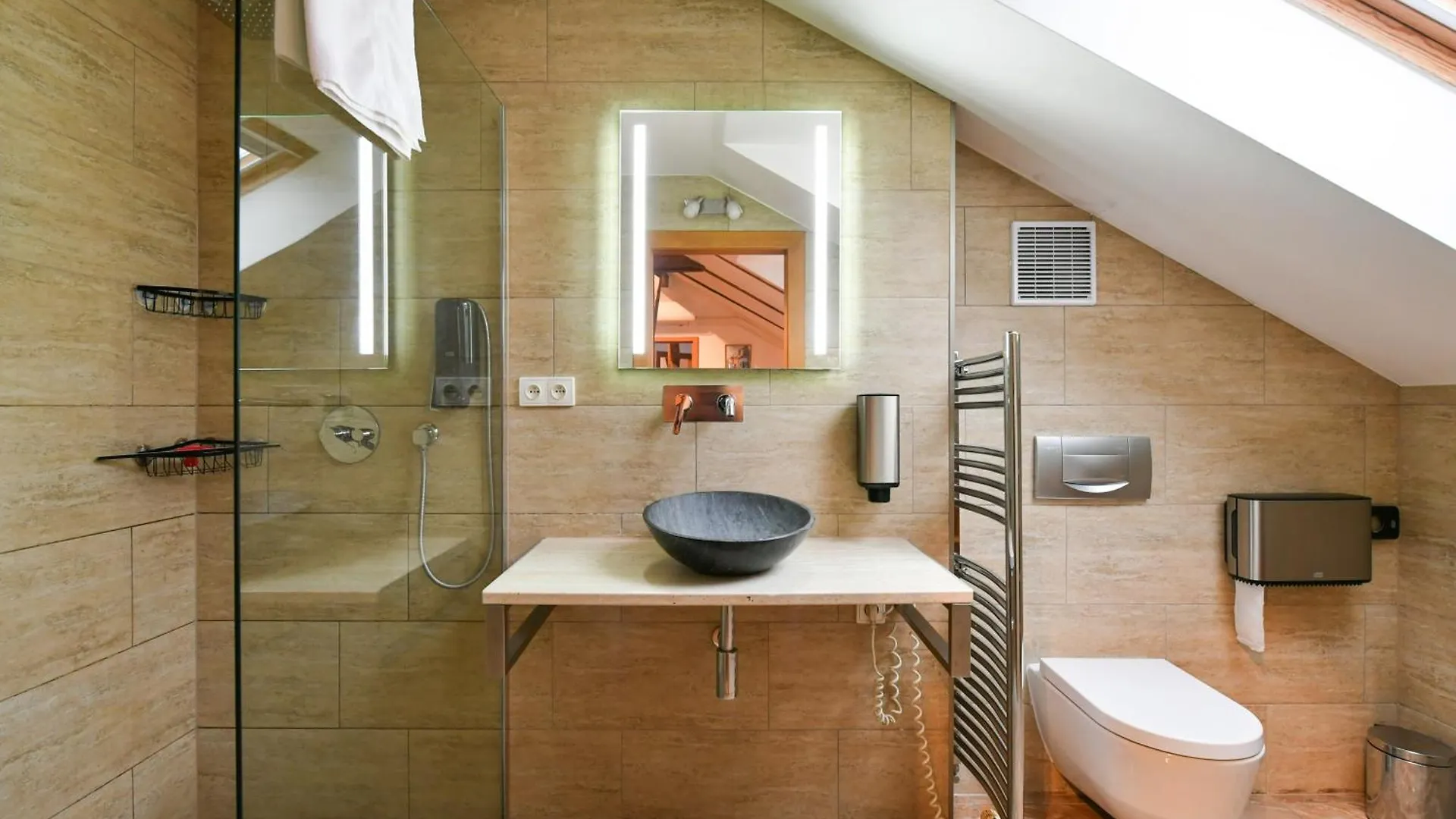 Amazing Charles Bridge Apartment Prague Czech Republic