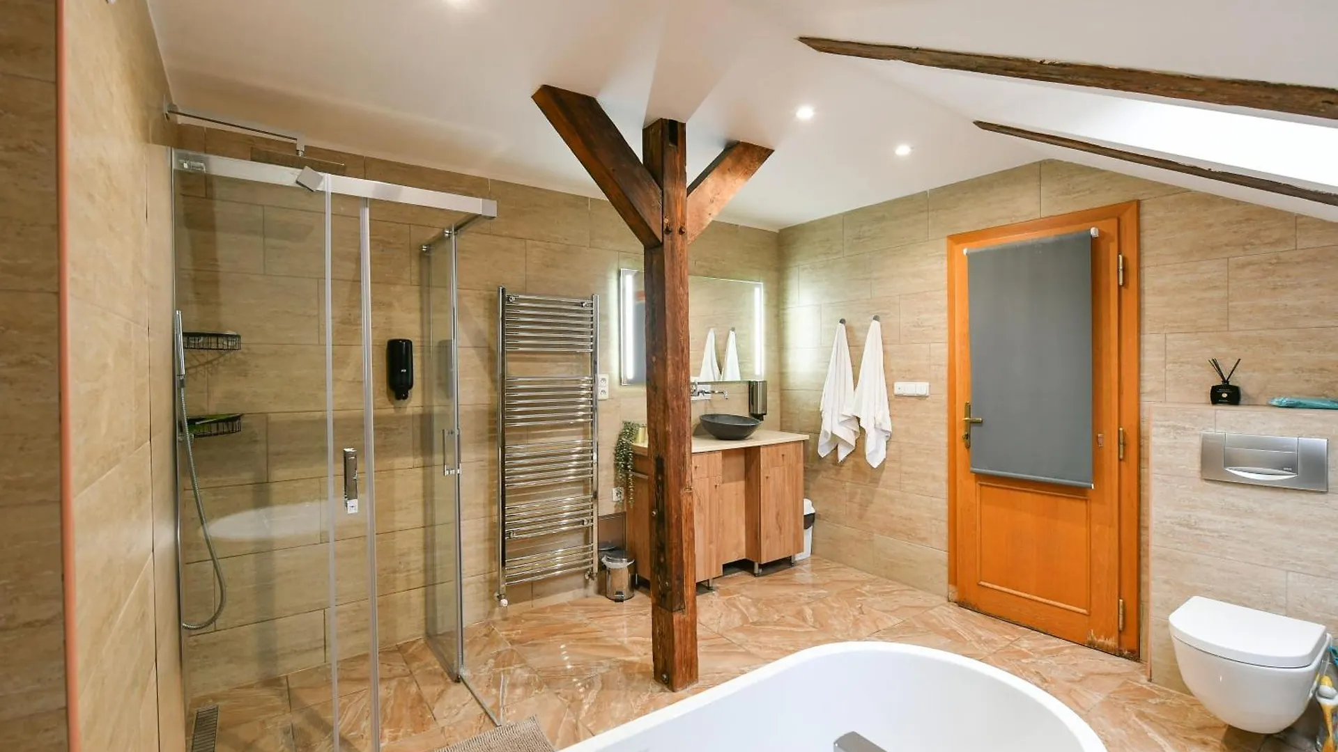 Amazing Charles Bridge Apartment Prague