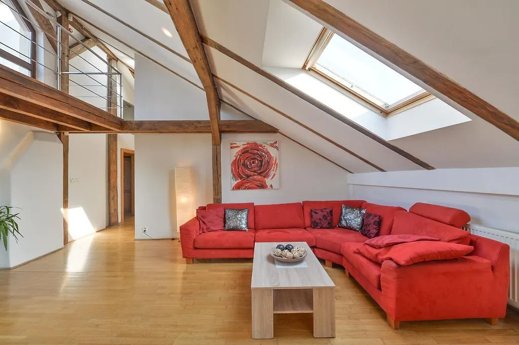 Amazing Charles Bridge Apartment Prague